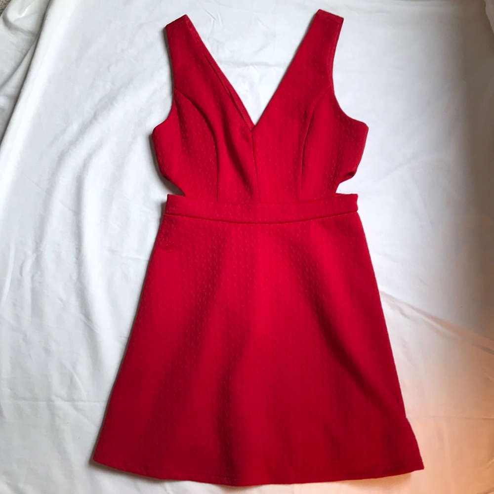 (M) Forever 21 textured red cutout dress